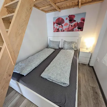 With A - C In Siofok-balaton 57997 Casa vacanze